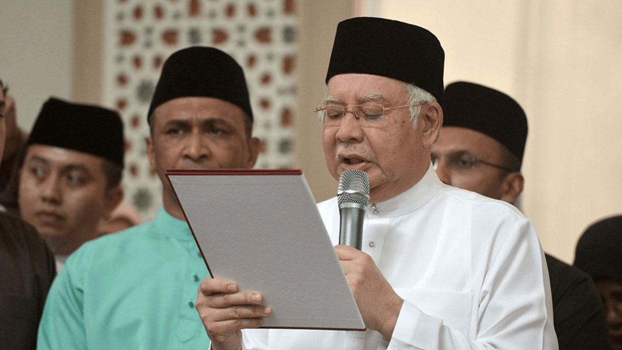 najib lafaz sumpah laknat